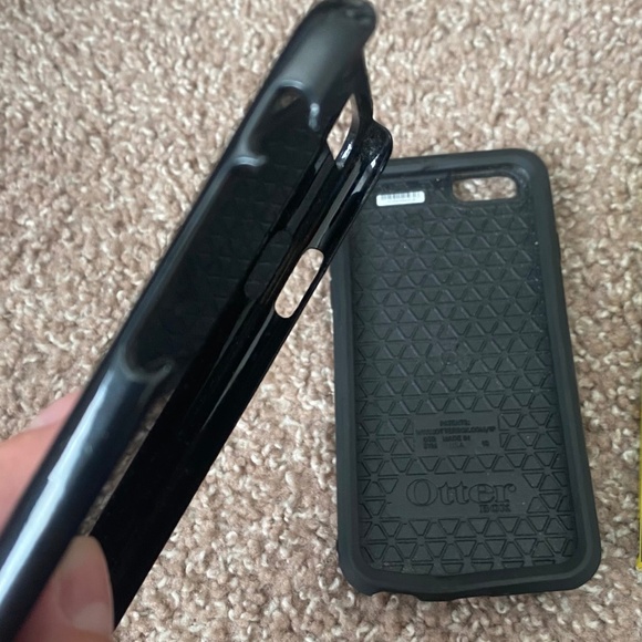 📱iPHONE 6 BUNDLE!📱2 CASES, 2 PACKS OF SCREEN PROTECTORS (NWT) - Picture 8 of 11